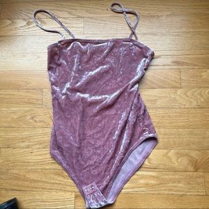 ~•SOLD•~Purple crushed velvet bodysuit